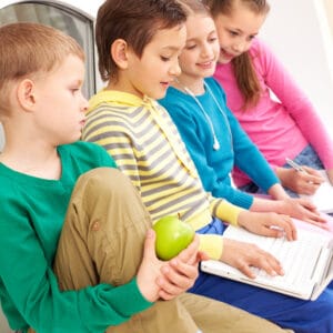 Smart friends | Arabic for beginners online | Alphabet arabic academy Learn Arabic for beginners a kids learning arabic online with fun